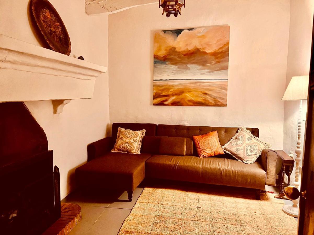 Casa Carmela, Rural House With Spectacular Views, In An Exquisite Area Holiday home *